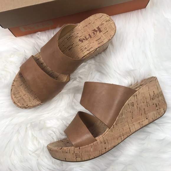 korks deltona wedge sandal